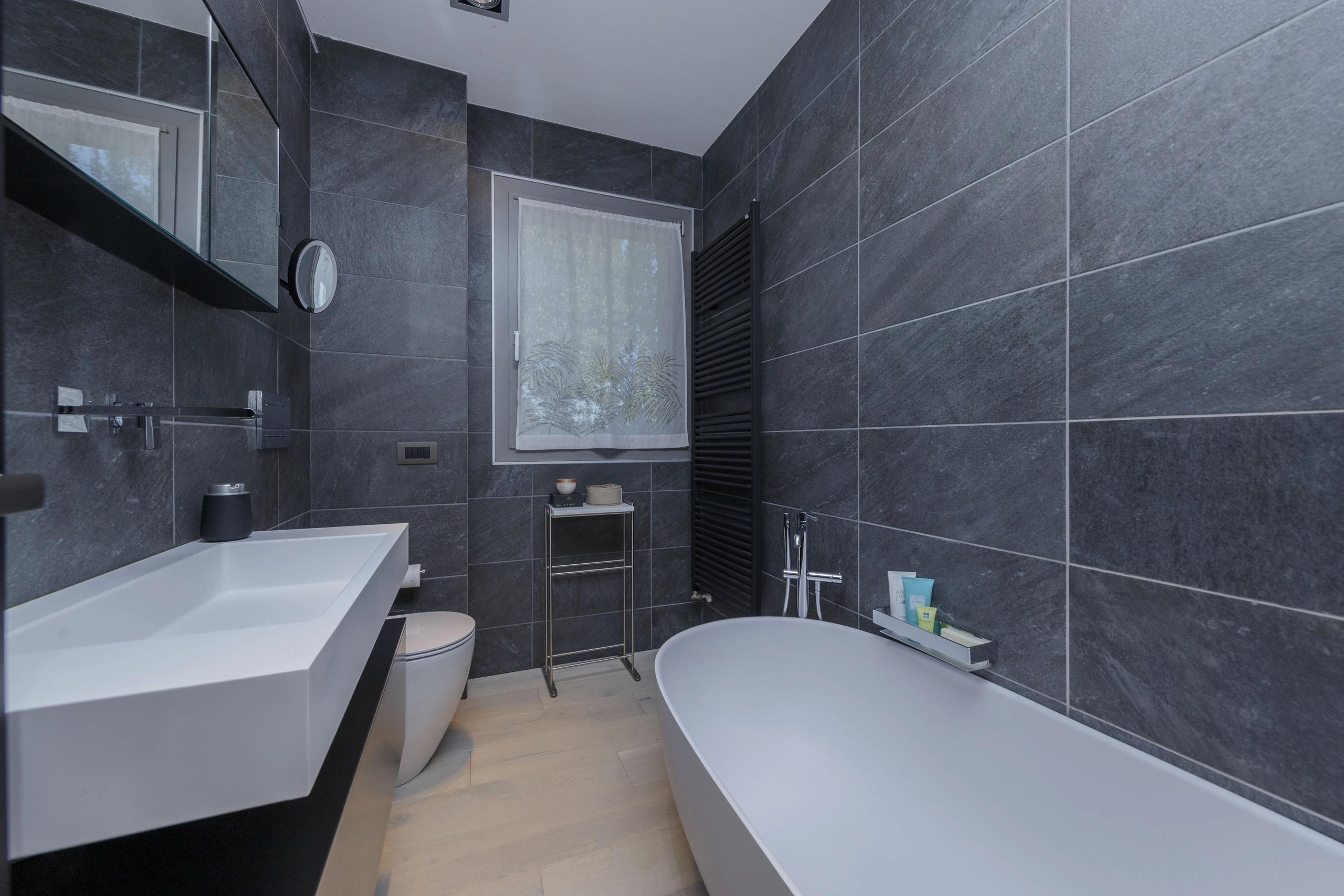 villa-bianca-suna-lago-maggiore-luxury-properties-for-sale-villa-for-sale-lake-maggiore-villa-with-swimming-pool-for-sale-villa-with-lake-view-italian-luxury-properties-for-sale