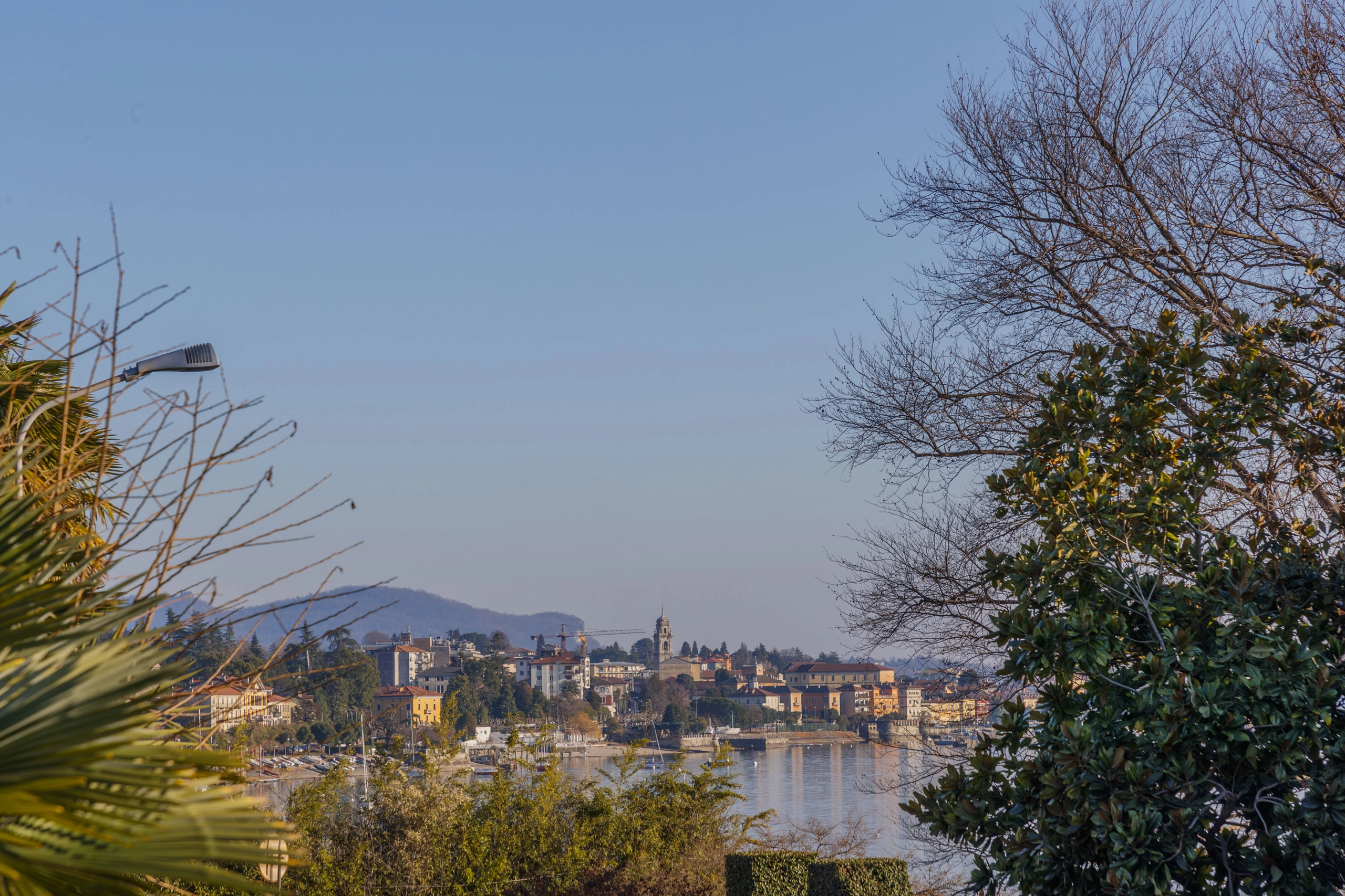 villa-bianca-suna-lago-maggiore-luxury-properties-for-sale-villa-for-sale-lake-maggiore-villa-with-swimming-pool-for-sale-villa-with-lake-view-italian-luxury-properties-for-sale